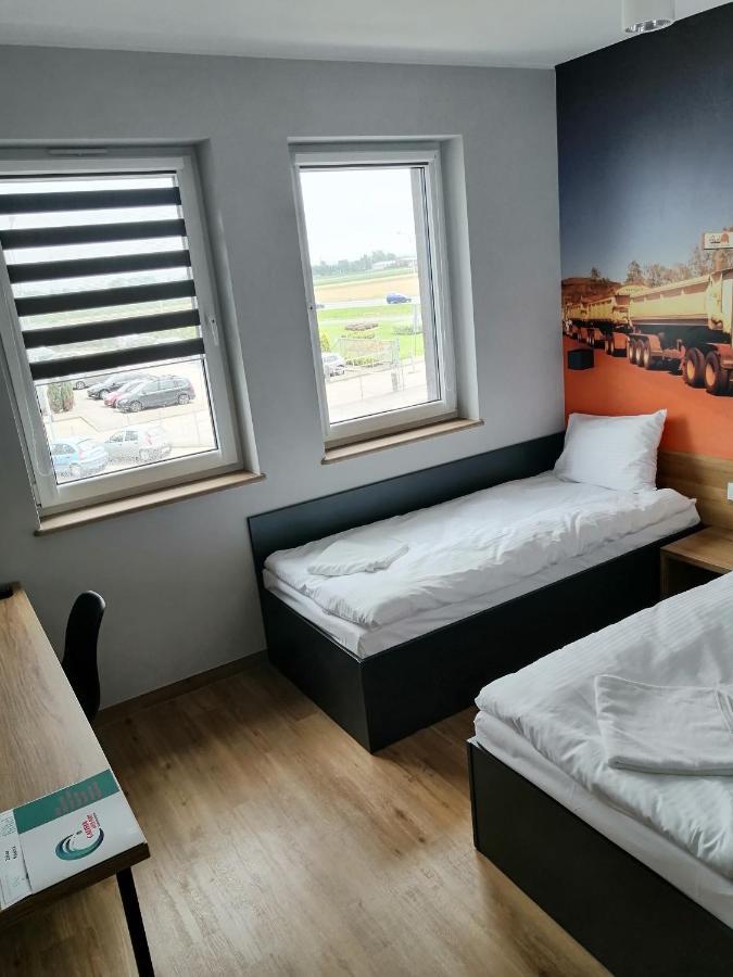 Kaliszki Blue Hotel المظهر الخارجي الصورة